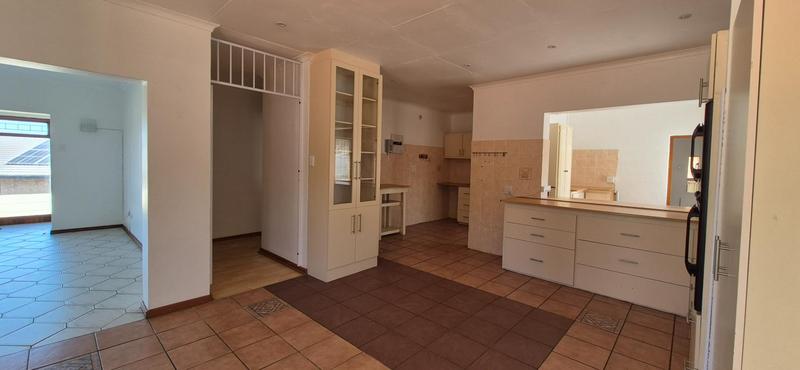 4 Bedroom Property for Sale in Dana Bay Western Cape